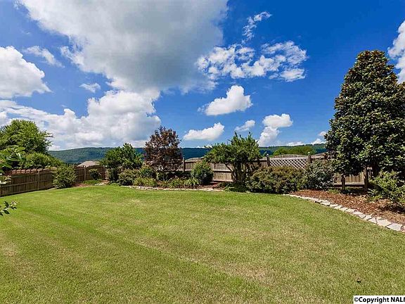 2nd image of 8518 Rolling Oaks Dr SE