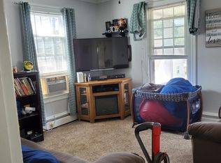 12 Gardners Ln FLOOR 2, Ansonia, CT 06401