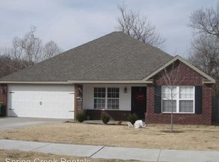 6043 Cord Ave, Springdale, AR 72762