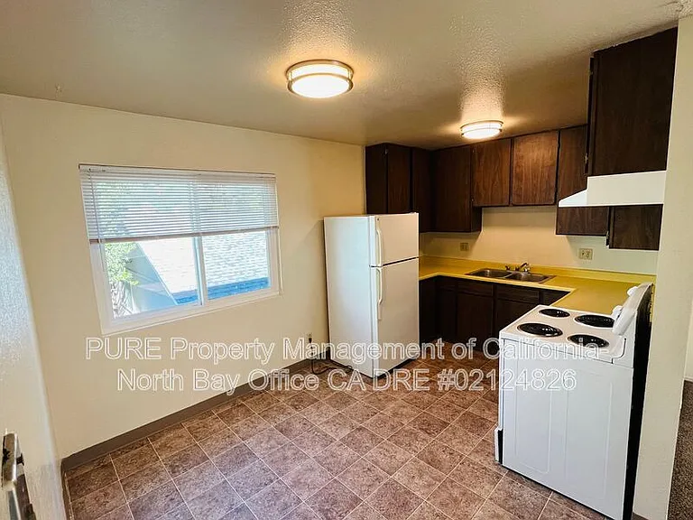 308 Cooper Ln #6 — Photo 3