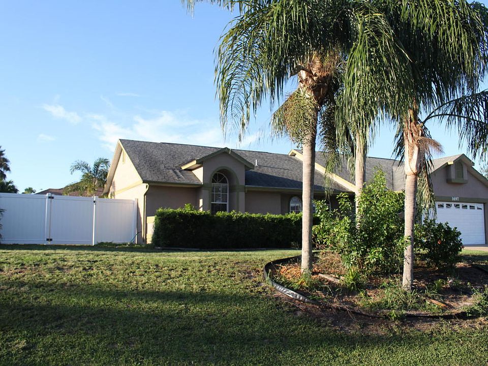 1st image of 1697 SW Merchant Ln