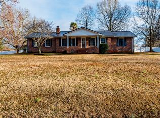126 Boxwood Ln, Anderson, SC 29621