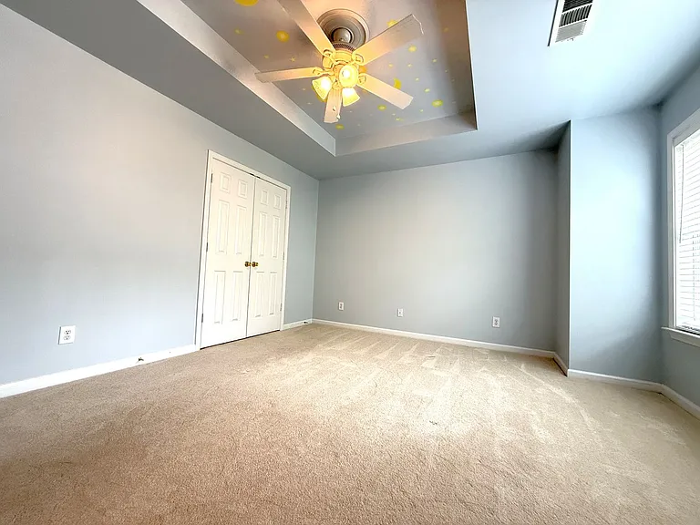 635 Coligny Ct — Photo 15