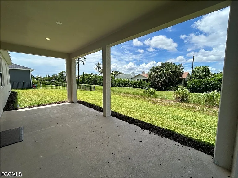 6548 Estero Bay Dr — Photo 25