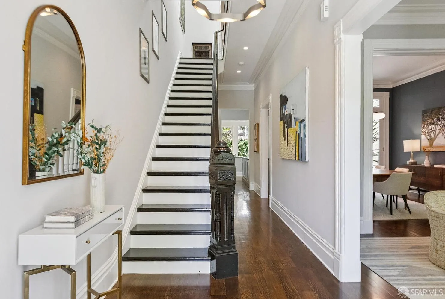 544 Hill St - Photo 2