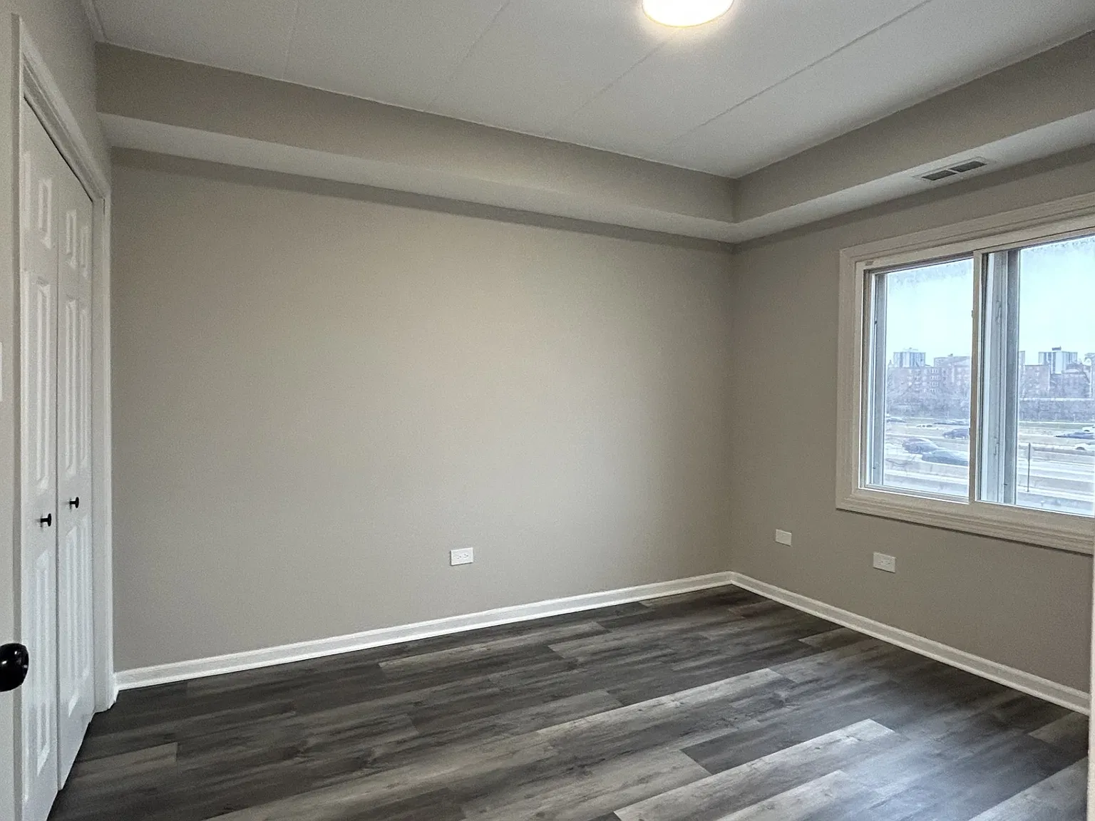 2 bed, 700 sqft, $1,700 — Photo 3