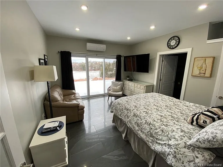 90 Letete Rd — Photo 12