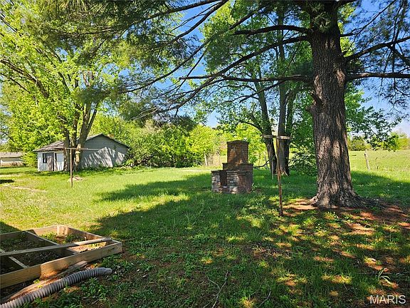 4th image of 1331 E Union Ave