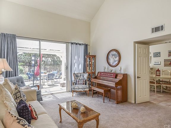 4th image of 24646 Brighton Dr Unit A