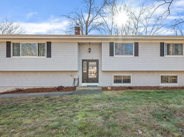 5 Broad Oak Drive, Ashford, CT 06278