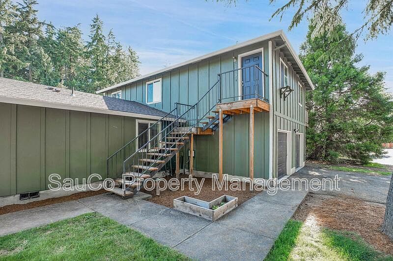 1st image of 2423 NW 3rd Ave