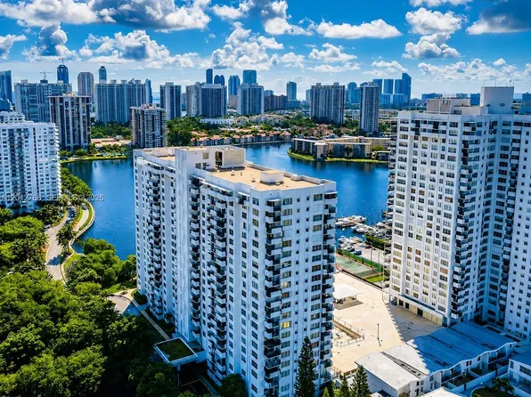 2780 NE 183rd St APT 710, Aventura, FL 33160