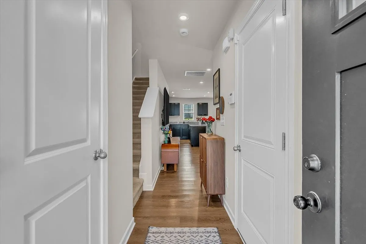 738 Cottoncloud Dr — Photo 4