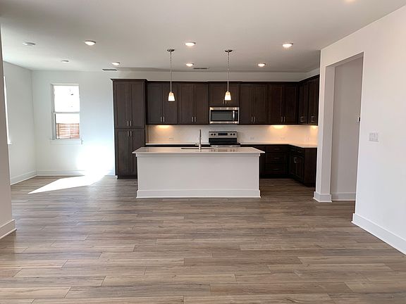 Enclave Lot 21Kitchen