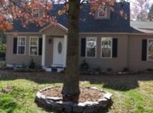 30 26th Ave NE, Hickory, NC 28601