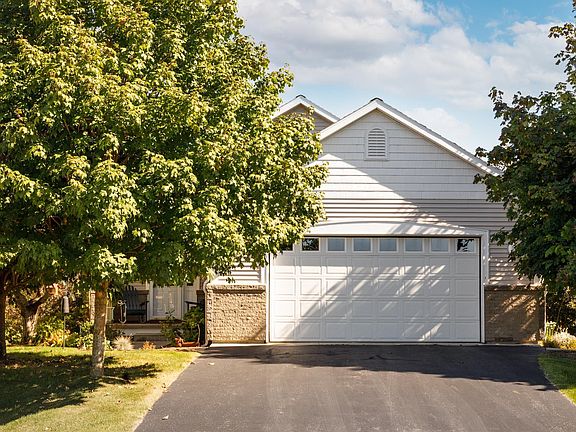 2nd image of 1358 Alexander Dr