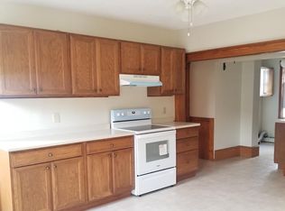 49 Elm St APT 1, Webster, MA 01570