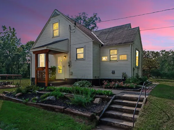 214 Shriner St, Hastings, MI 49058