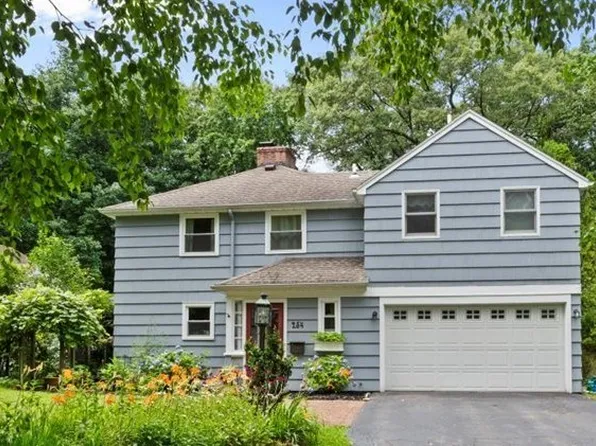 254 Commodore Pkwy, Rochester, NY 14625