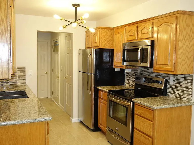 17305 NE 45th St #127 — Photo 19
