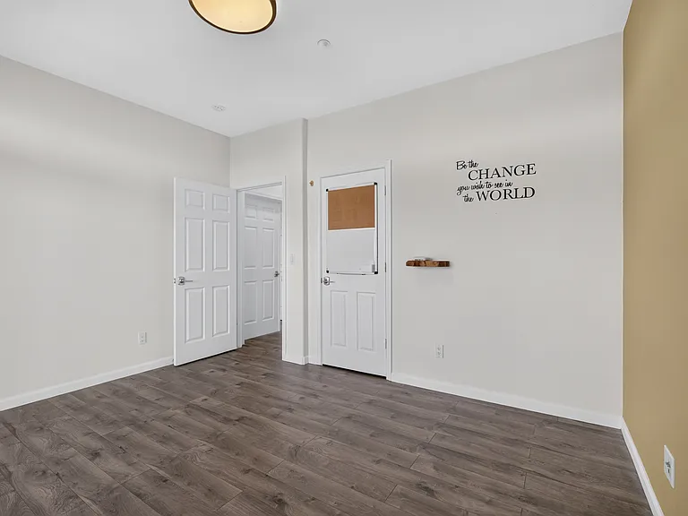 208 Goodwin Dr — Photo 36
