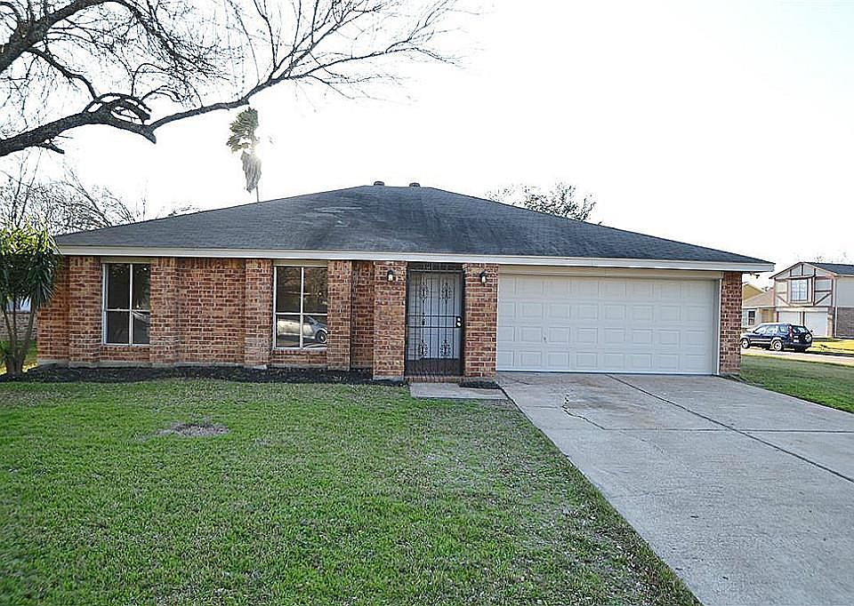 1st image of 3706 Xenophon Dr