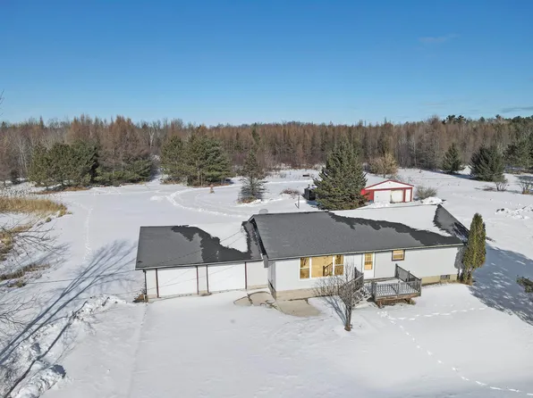 W6970 35th Ave, Menominee, MI 49858