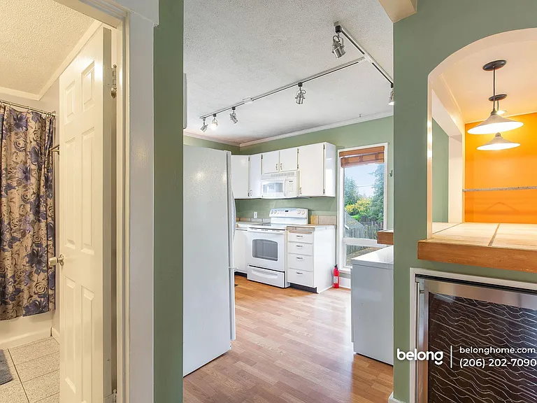 6350 37th Ave SW — Photo 19