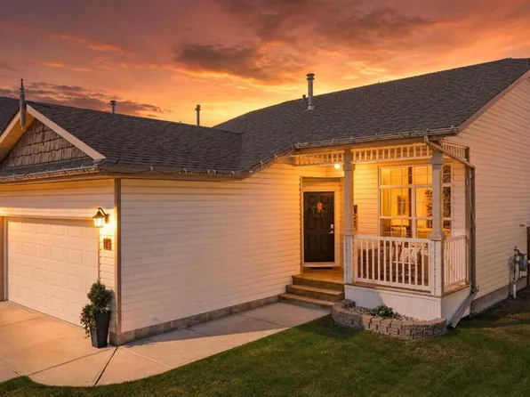 14 S Wilkinson Cir, Sylvan Lake, AB T4S 2N7