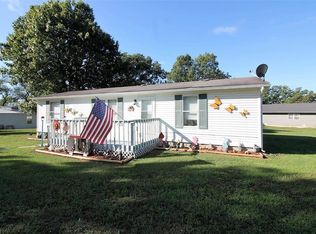 15979 Beaufort Rd, Crocker, MO 65452