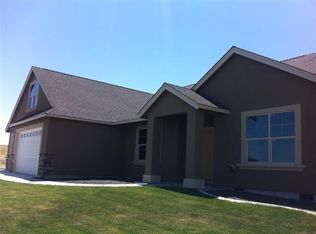2883 Karlee Dr, Richland, WA 99352