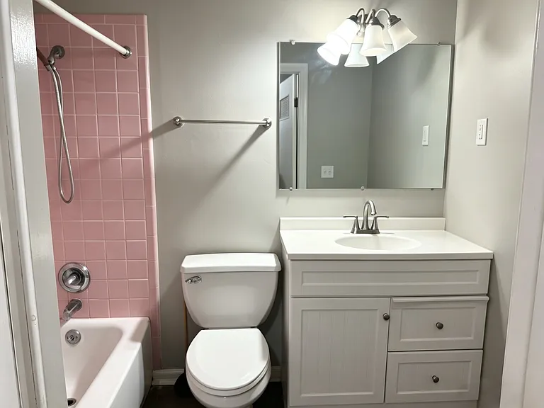 924 Princess Dr — Photo 9