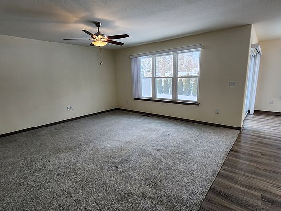 5th image of 325-327 E Washington St #9a5ae6744