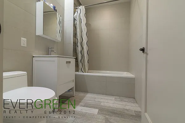 Rented by ERNY LLC | media 17