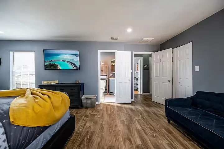 1012 Hilltop Dr #A — Photo 3