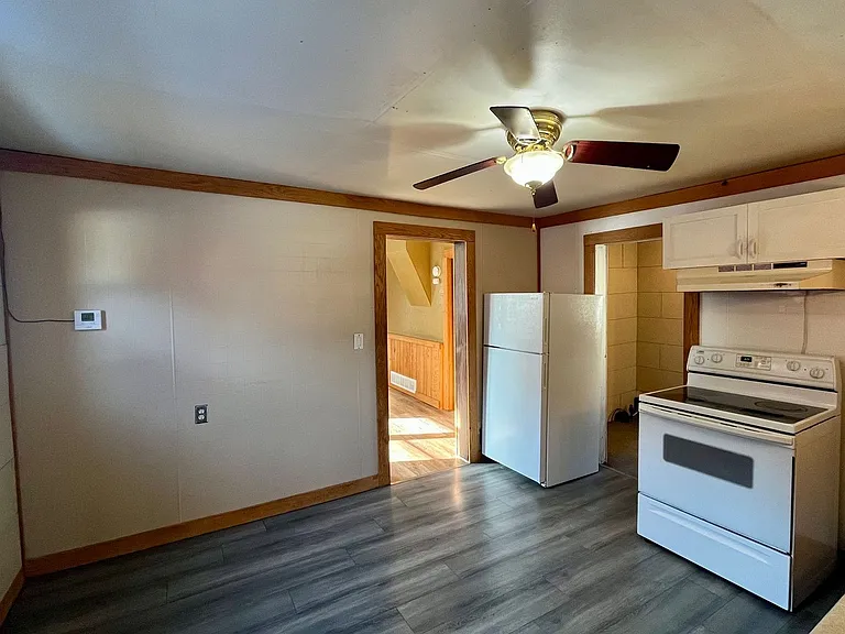 626 N Stevens St — Photo 3