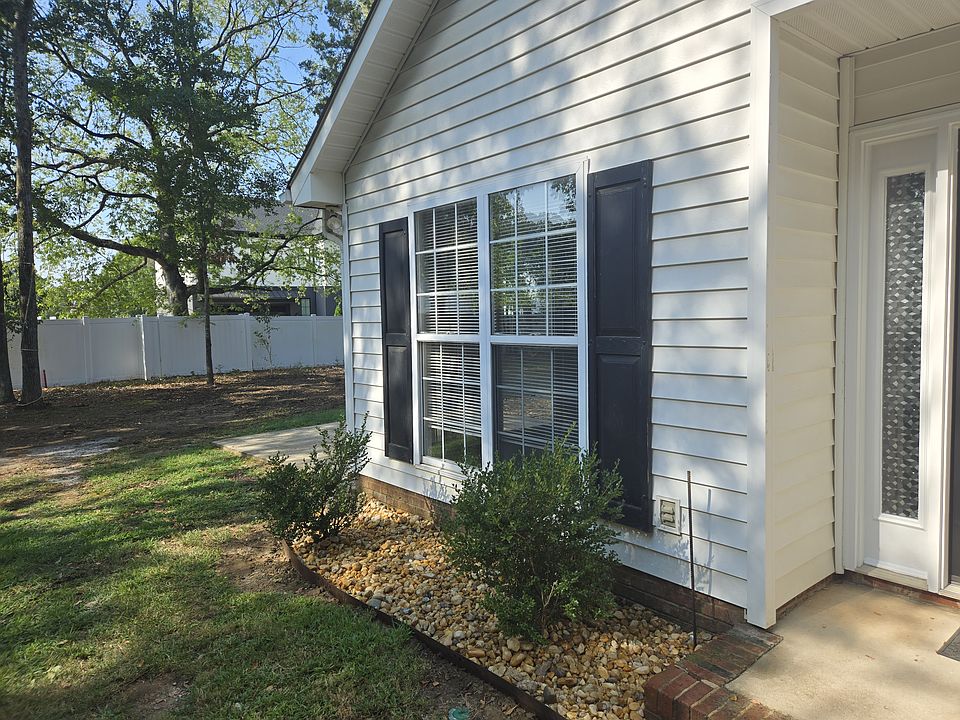 1st image of 5404 Carmel Rd