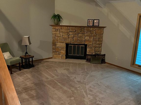5th image of 3015 S 144th Ave