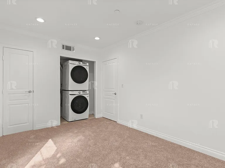 (An/Ti/Yo:A) 5056 Laurel Canyon Blvd — Photo 24