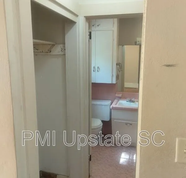129 Academy St — Photo 11