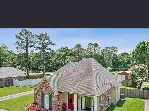7432 Lake Meadow Dr, Denham Springs, LA 70706