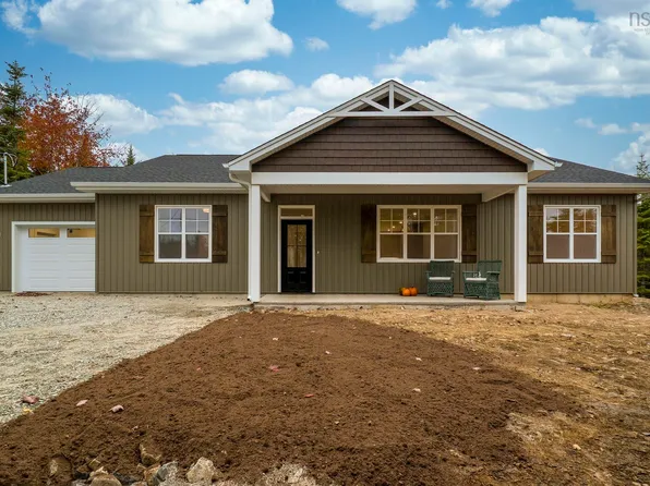 267 Sugarwood Ct, Porters Lake, NS B3E 0A9