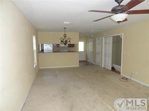 3rd image of 165 Lance Ln
