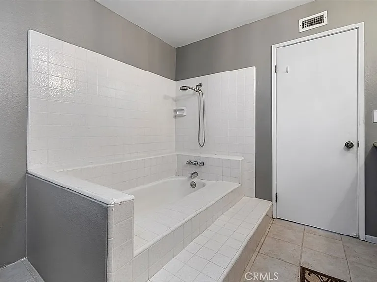 16970 Blanche Pl — Photo 14
