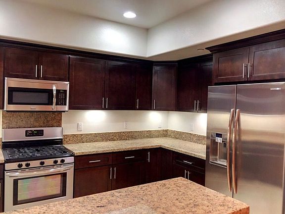 5th image of 5737 Camellia Ave Unit 111