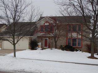 2404 Tamarack Ct, Ann Arbor, MI 48105