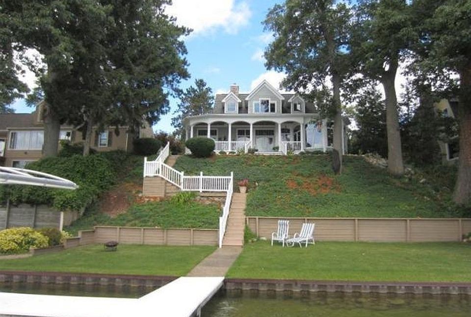 1st image of 125 Sunnyside Drive