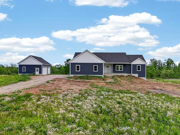 580 Trapp Ln, Hopewell, OH 43746