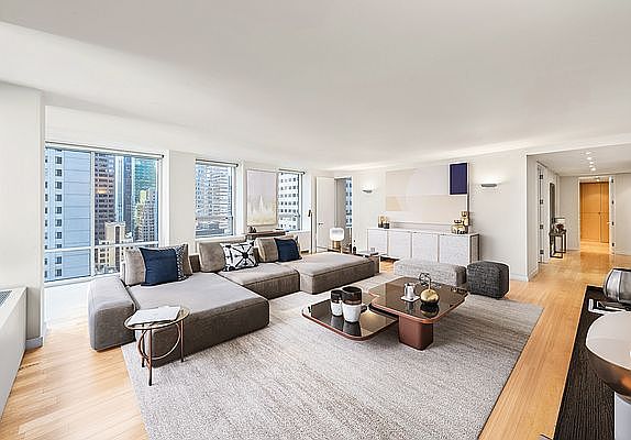 5th image of 15 W 53rd St #20A