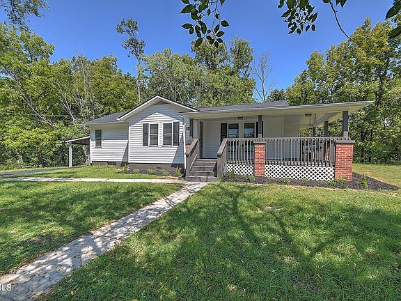 3rd image of 1041 Walnut Grove Rd